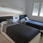 Casa Agradable En Con Piscina Prázdninový dům