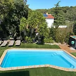 Casa Agradable En Con Piscina *