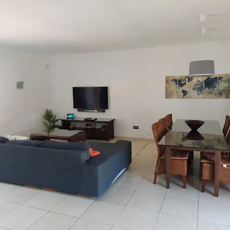 Casa Agradable En Con Piscina Prázdninový dům