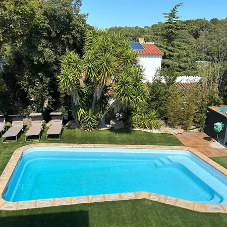Casa Agradable En Con Piscina *