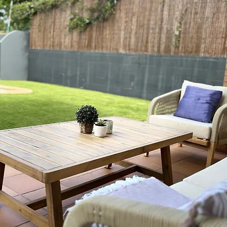 Casa Agradable En Con Piscina Ferienhaus